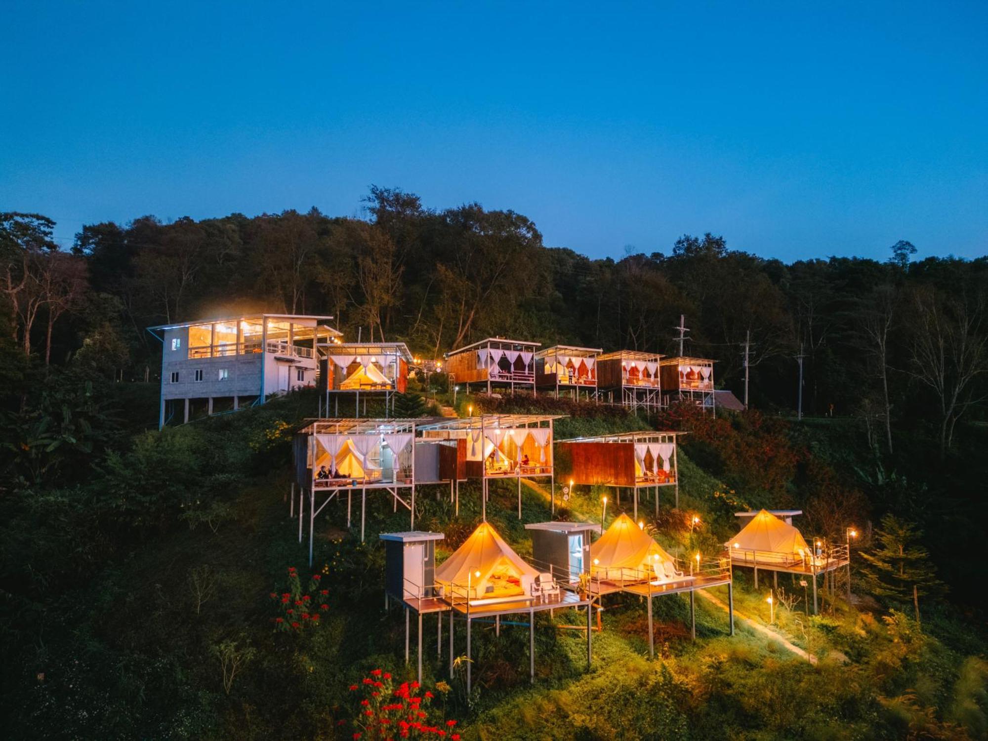 Hotel Happy Camp Phuchifa แฮปปี้แคมป์ ภูชี้ฟ้า Ban Huai Han Esterno foto